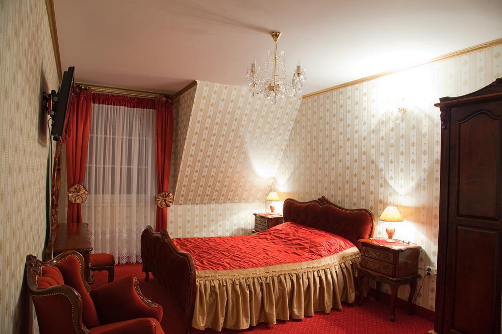 Hotel Campari Gora Motyczna Bagian luar foto