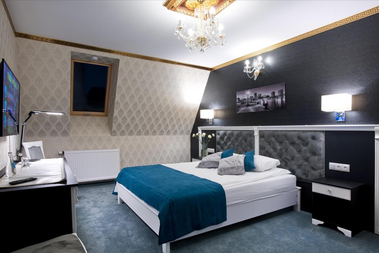 Hotel Campari Gora Motyczna Bagian luar foto